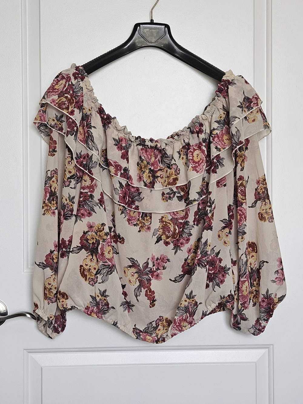 Truth Women's Plus Size 2X Floral Off-Shoulder Blouse